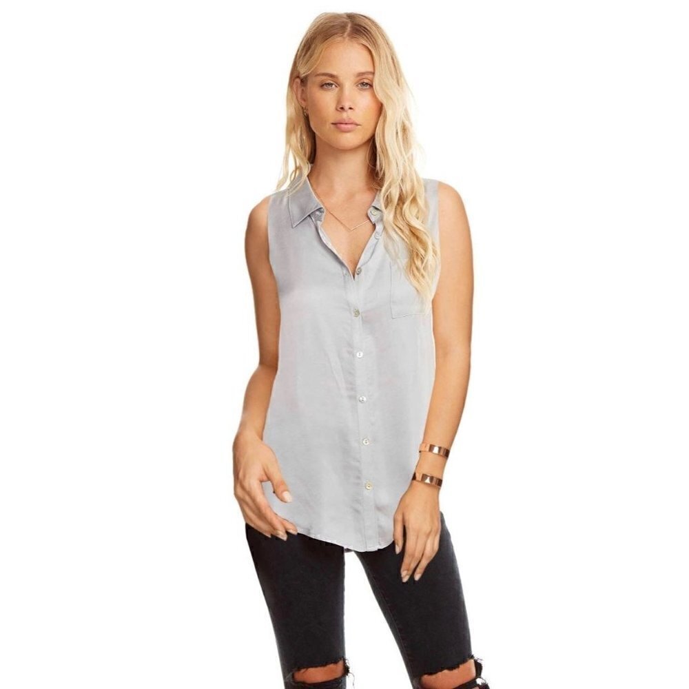 Chaser Silky Rolled Button Down Sleeveless Top Women’s Size Medium New w/ tags!